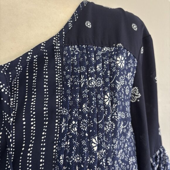 Gap Mix Print Pintuck Long Sleeve Tops Size Large Paisley Navy & Green Flowy - Picture 4 of 12